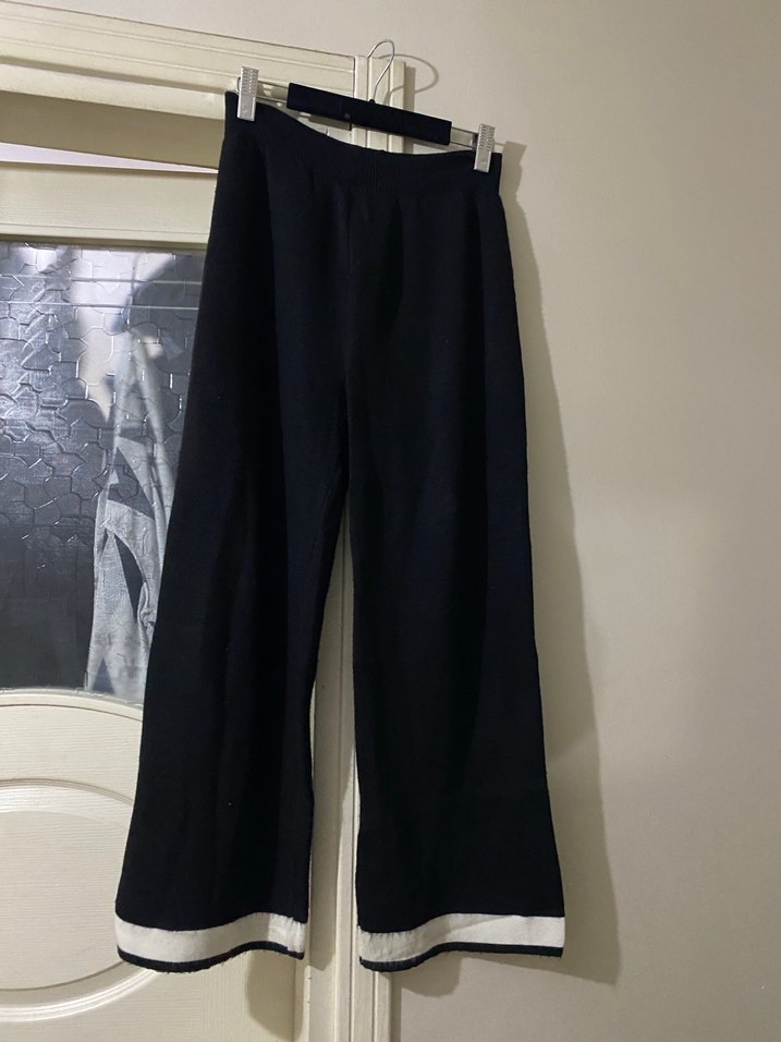 Siyah Beyaz ikili triko takım - Görsel 3