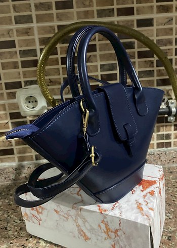 Koyu Mavi Tokalı Kadın Çanta - Görsel 2