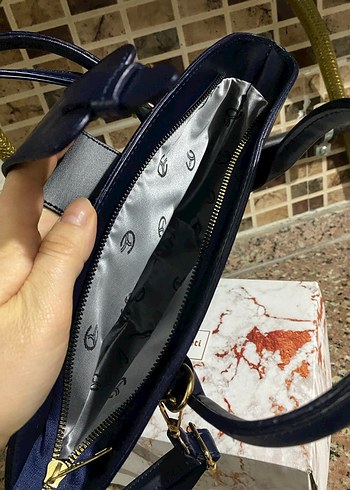 Koyu Mavi Tokalı Kadın Çanta - Görsel 3