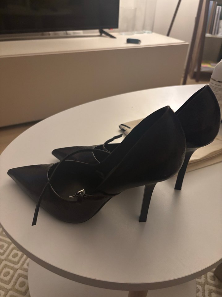 Bordo Deri Yılan Desenli Tokalı Stiletto - Görsel 2