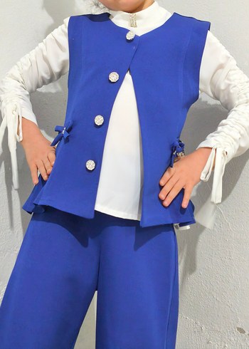 Parlak Mavi Düğmeli Çocuk Takımı - Görsel 3