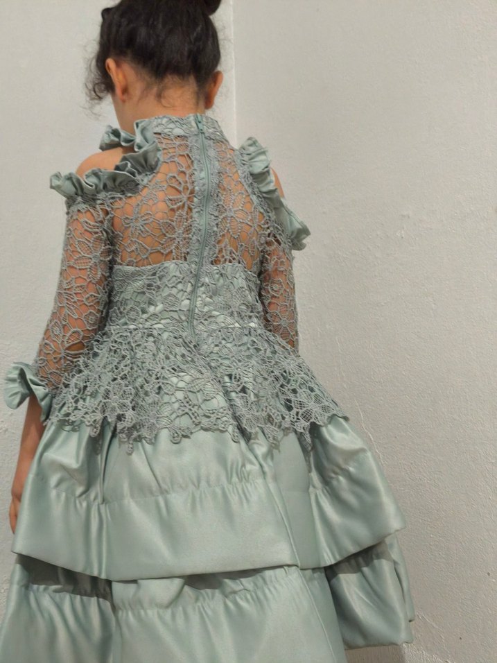 Şu yeşili Dantel Detaylı Bohem Kız Elbisesi - Görsel 3