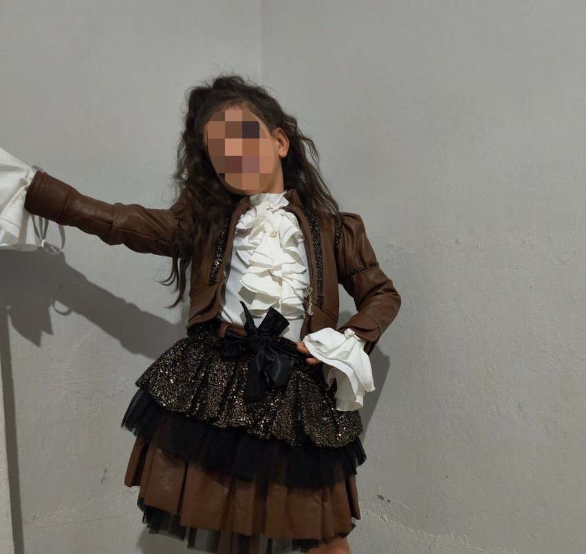 Kız Çocuk Kahverengi Deri Detaylı Ceket ve Etek - Görsel 5