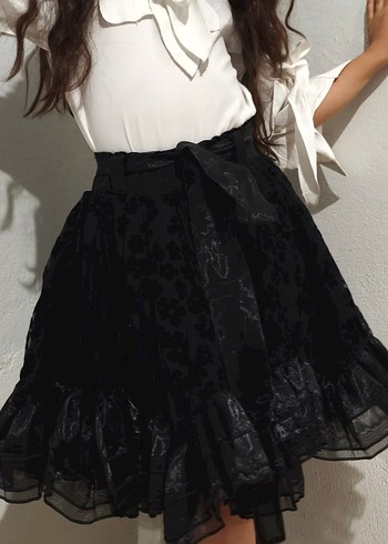 Kız Çocuk Siyah Fırfırlı Etek ve gömlek takım - Görsel 2