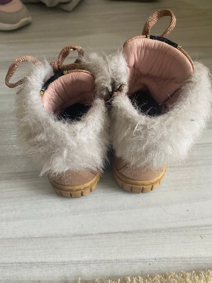 Kız Çocuk Altın Renk Kürklü Desenli Bot - Görsel 4