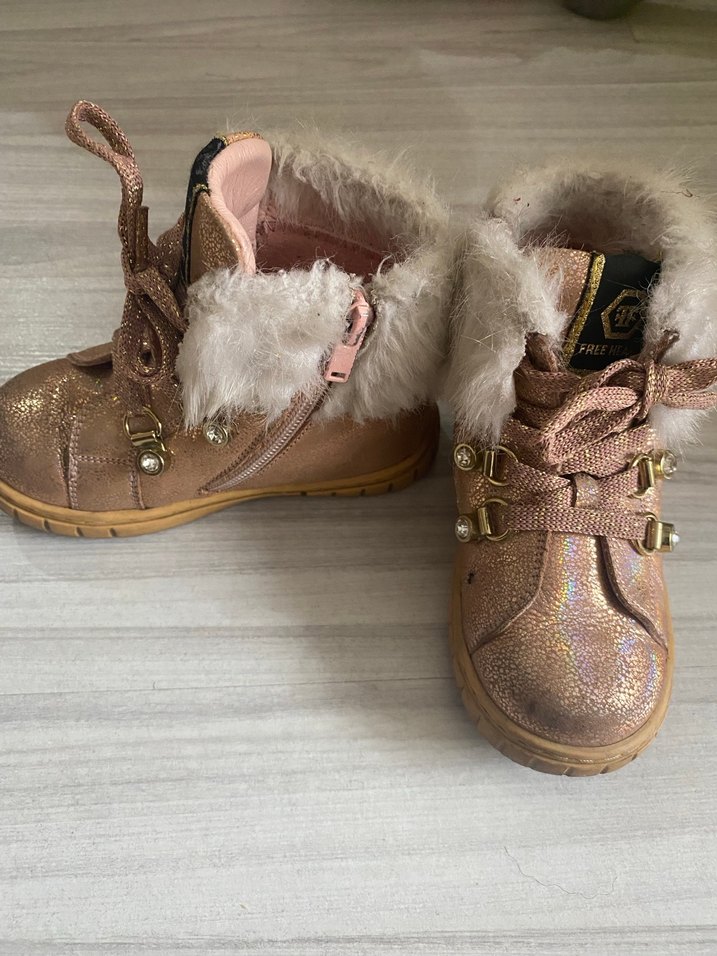 Kız Çocuk Altın Renk Kürklü Desenli Bot - Görsel 2