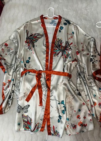 Nakışlı Bohem Kadın Mini Saten Pijama Takımı - Görsel 2