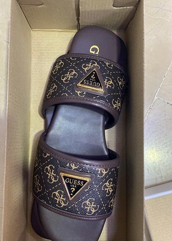 Guess kadın terlik - Görsel 3