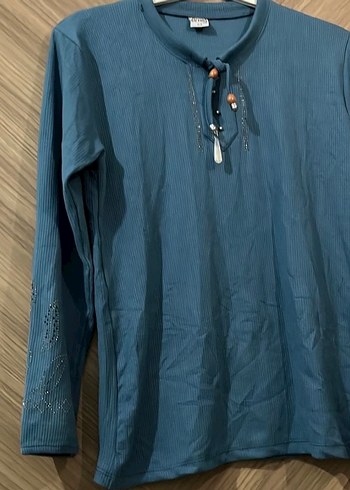 Uzun Kollu Mavi Nakışlı Kadın Bluz - Görsel 5