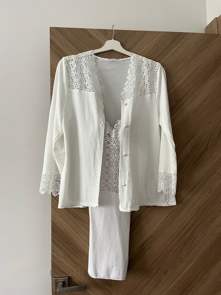 İnce Askılı Beyaz Mini Dantel Gecelik - Görsel 3