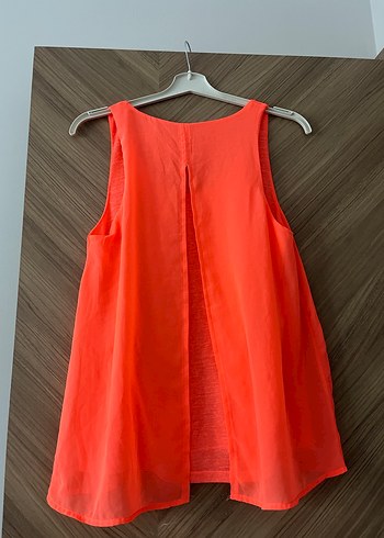 Narçiçeği Kolsuz Bluz - Görsel 2