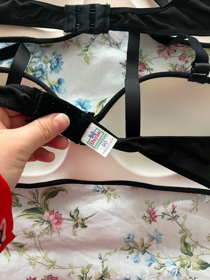 Siyah Kenarlı Beyaz Midi Sütyen - Görsel 3