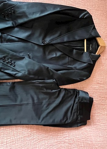 Massimo Dutti Klasik Siyah Dugmeli Smokin