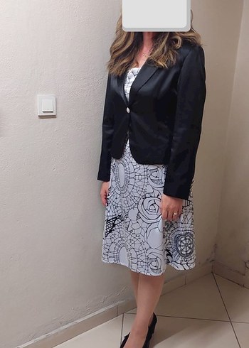 Siyah Desenli Uzun Kadın Takım Elbise - Görsel 8