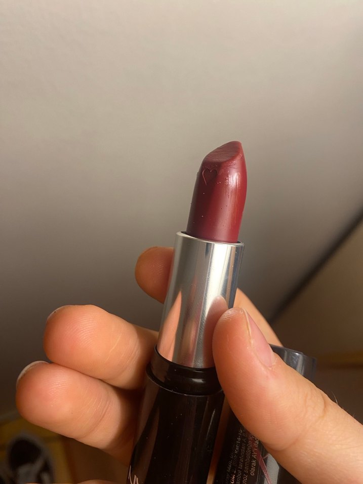 NYX Bordo Ruj - Görsel 4