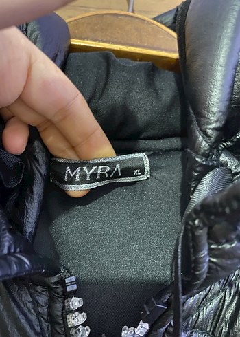 Uzun Siyah Kadın Fermuarlı Tunik Yelek - Görsel 6