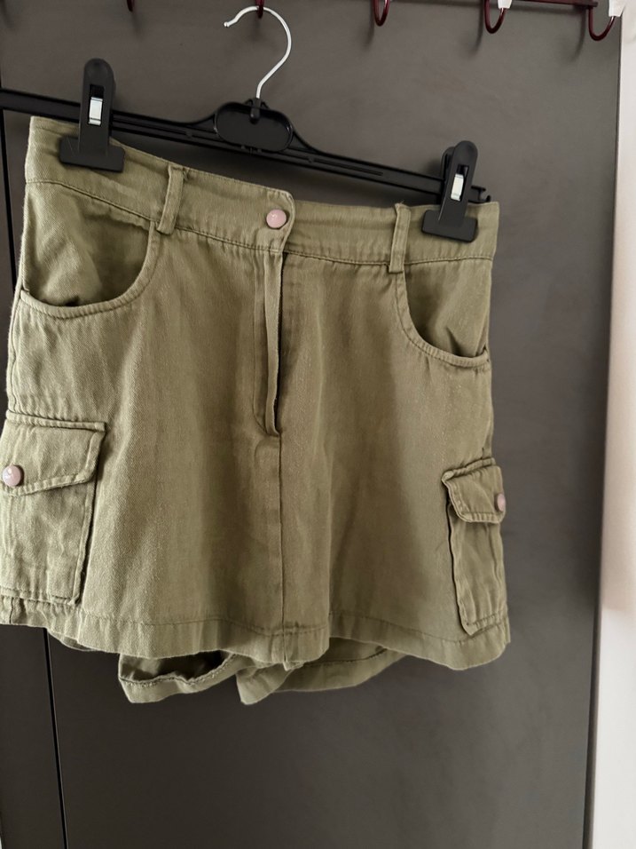 Haki yeşili keten Kemerli Mini Şort - Görsel 3