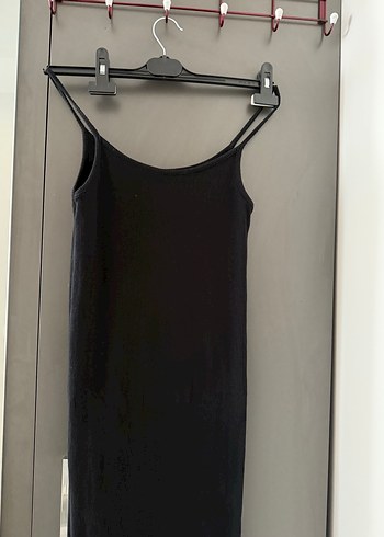 Siyah Uzun İnce Askılı Kadın Elbise - Görsel 2