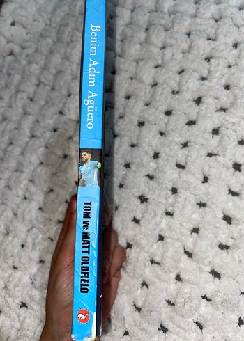 Benim Adım Agüero - Tom ve Matt Oldfield - Görsel 3