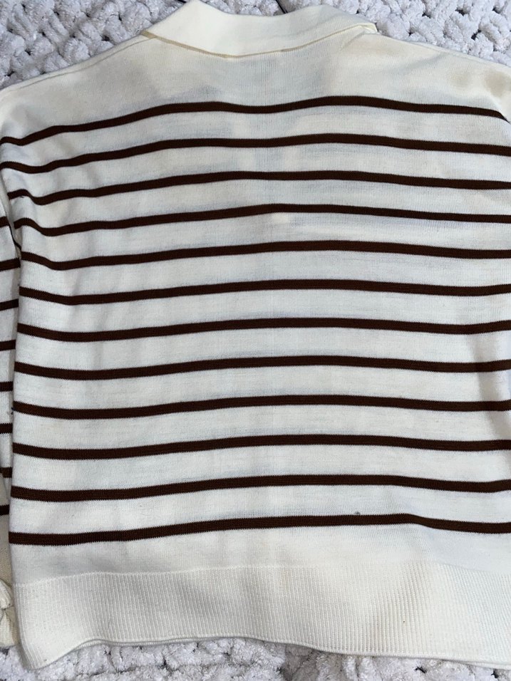 Çizgili V Yaka Triko Bej Renkli Kazak - Görsel 4