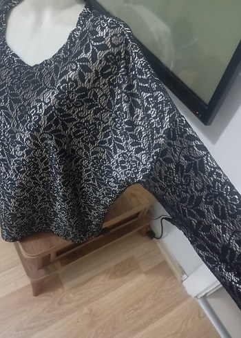 50 Beden Gri Dantel Desenli Yaka Uzun Kollu Bluz