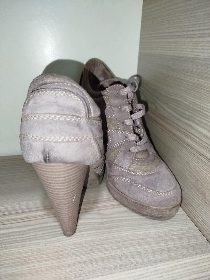 Lila spor görünümlü topuklu - Görsel 2