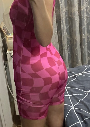 Pembe Kareli Şeffaf Kısa Tulum - Görsel 2