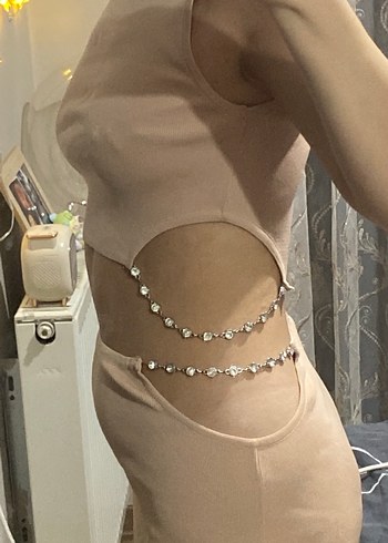 Bej Zincir Detaylı Kadın Body Chain - Görsel 2