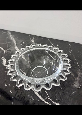 İşlemeli Desenli Cam Kapaklı Tabak - Görsel 2