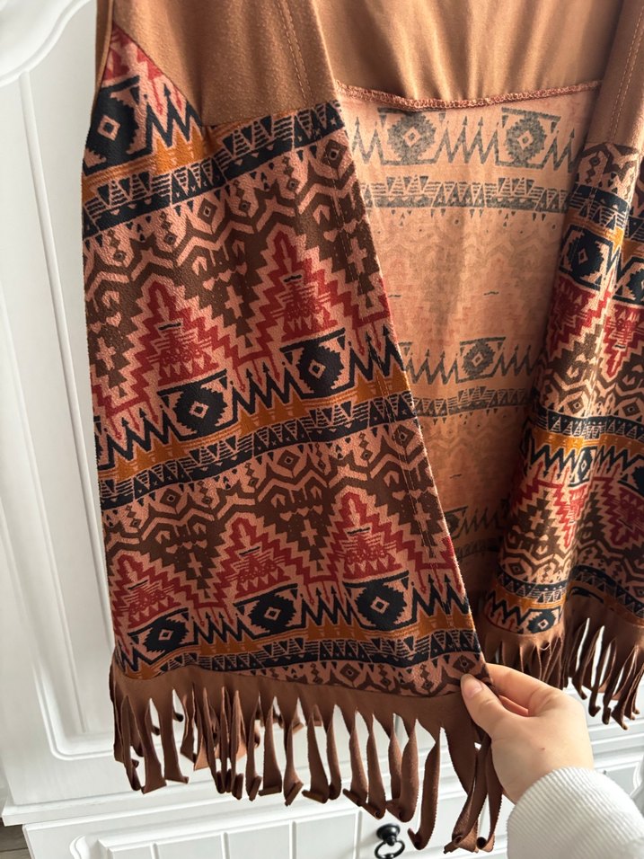 Bohem Tarz Kahverengi Püsküllü Kadın Yelek - Görsel 2