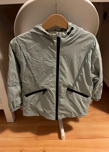 Gri Erkek Çocuk Fermuarlı Yağmurluk - Görsel 2