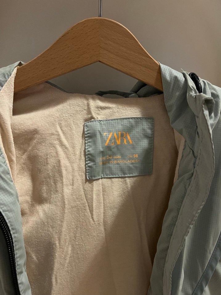 Gri Erkek Çocuk Fermuarlı Yağmurluk - Görsel 5