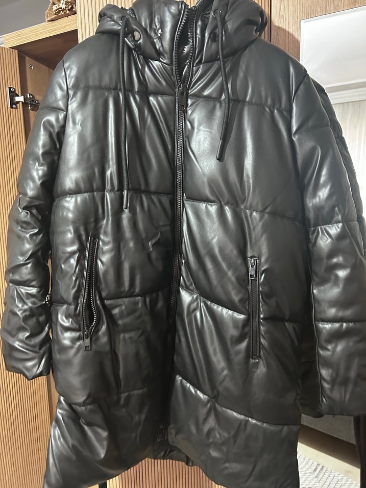 Siyah Deri Uzun Kadın Kışlık Ceket - Görsel 4