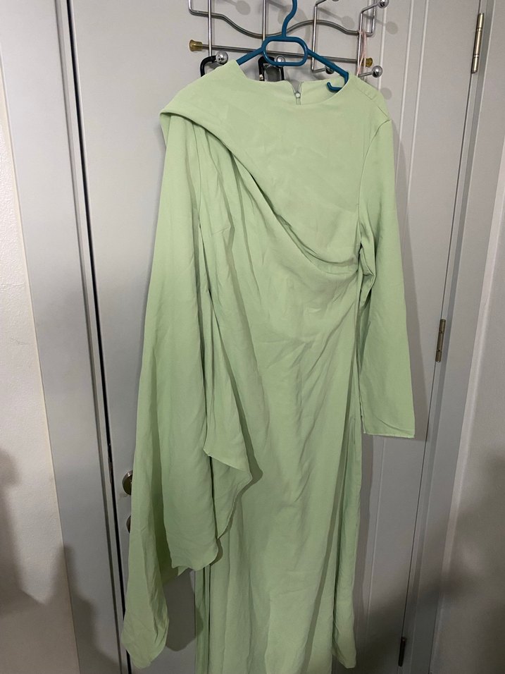 Uzun Kollu Drapeli Yeşil Kadın Elbise - Görsel 4