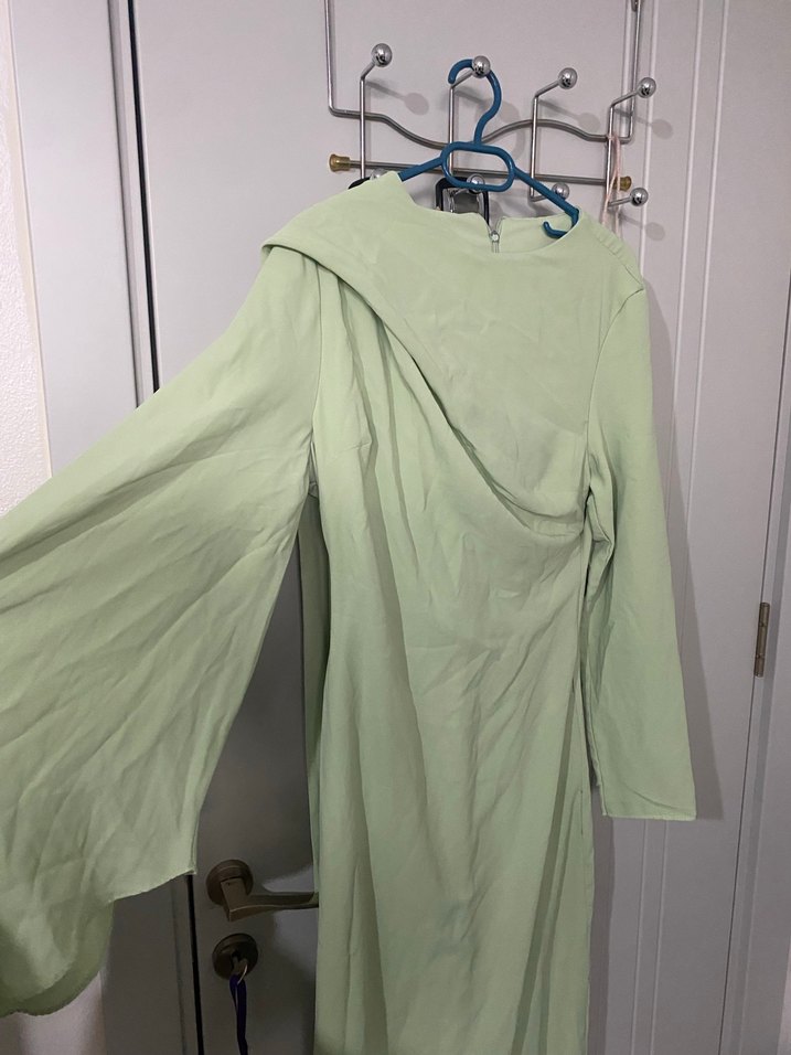 Uzun Kollu Drapeli Yeşil Kadın Elbise - Görsel 2