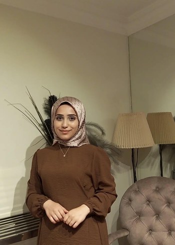 Kahverengi takım - Görsel 2