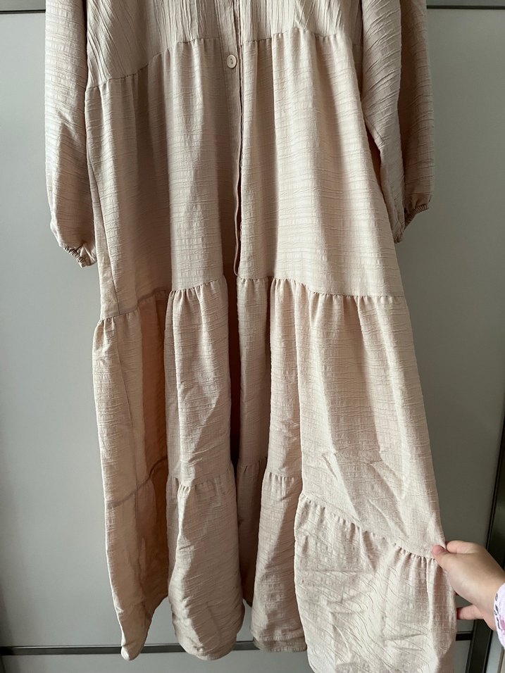 Bej Uzun Keten Elbise Pilili Detaylı - Görsel 2