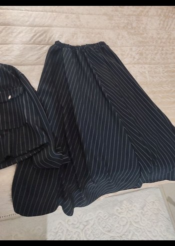 Düğmeli Siyah Çizgili Kadın Manşet Düğmesi - Görsel 2