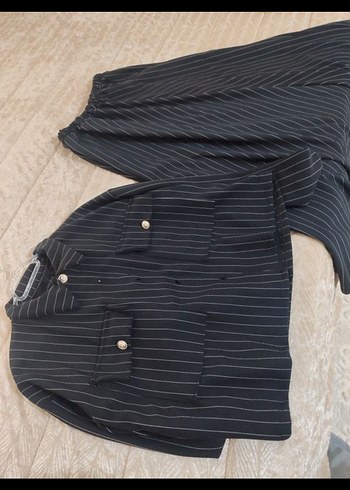 Düğmeli Siyah Çizgili Kadın Manşet Düğmesi - Görsel 3