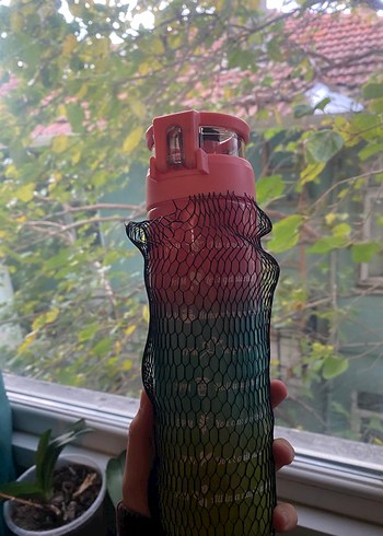 Çocuklar için Renkli Su Şişeleri - Görsel 3