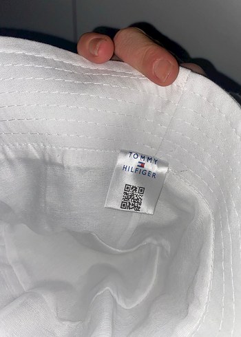 Kadın Beyaz orjinal tommy şapka - Görsel 2