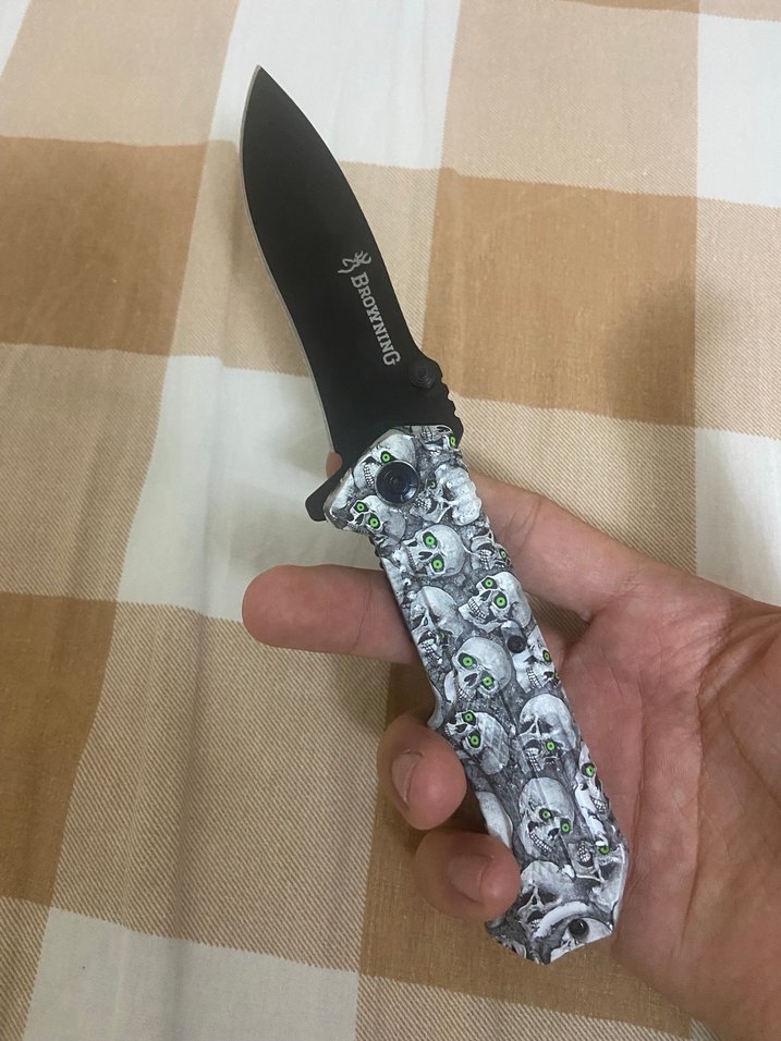 Kurukafa Desenli Yarı Otomatik Çakı Bıçak - Görsel 3