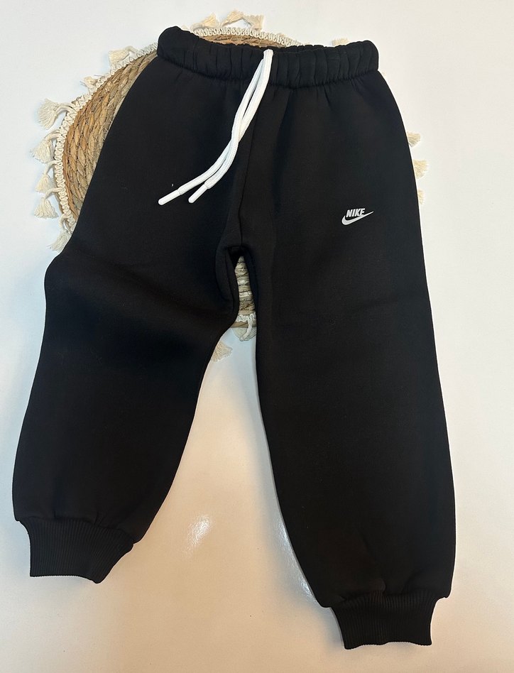 Nike Siyah Erkek Çocuk Sweatshirt ve Üst Takım - Görsel 4