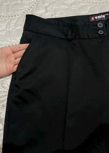 Siyah Düğmeli Kadın Kumaş Pantolon - Görsel 3