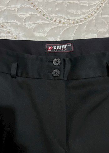 Siyah Düğmeli Kadın Kumaş Pantolon - Görsel 2