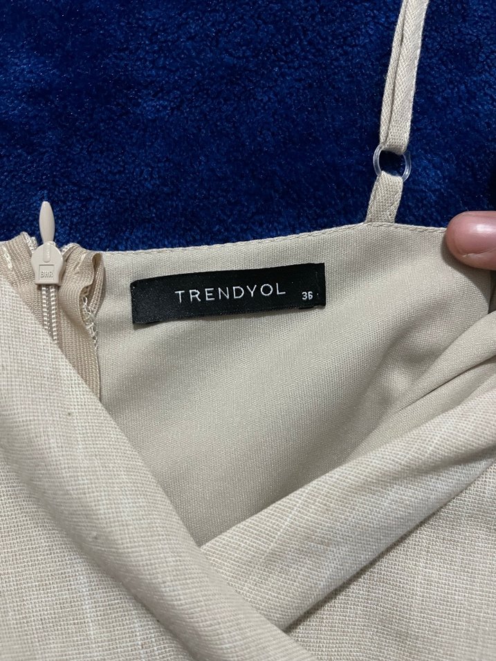 Beyaz Mini Askılı Elbise - Görsel 4