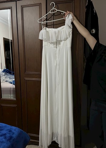 Beyaz Drapeli Uzun Straplez Elbise - Görsel 7