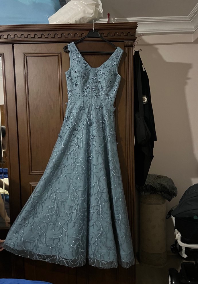 Mavi Nakışlı Dantel Uzun Abiye Elbise - Görsel 2