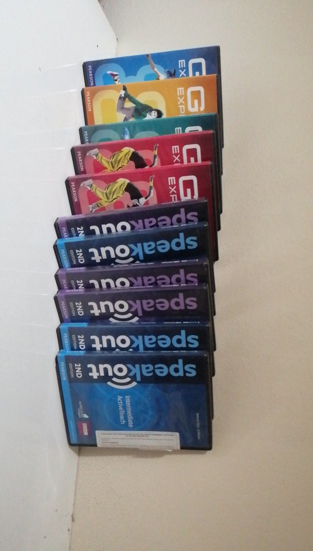 Gold Experience ve Speakout Üniversite Dvd Seti - Orjinal - Görsel 2