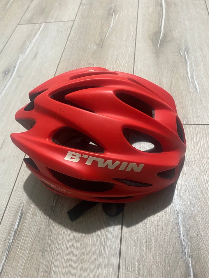 B'Twin 500 Kırmızı Bisiklet Kaskı - Görsel 3